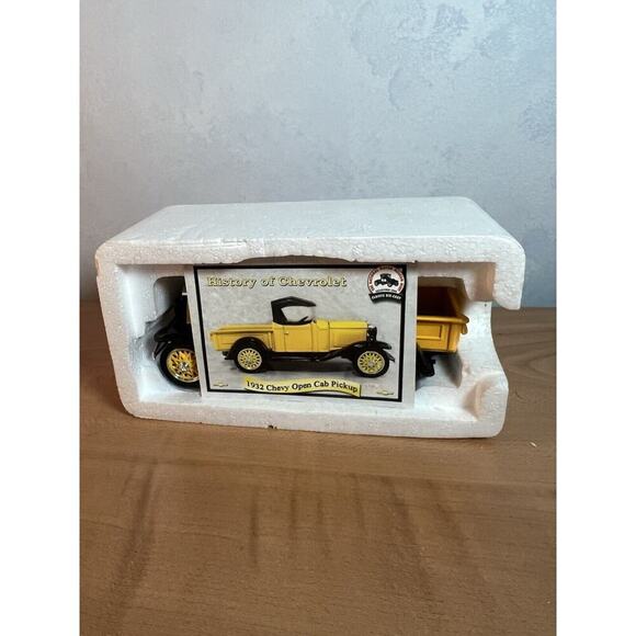 National Museum Mint Diecast 1932 Chevy Open Cab Pickup 1:32 Scale - Picture 1 of 10